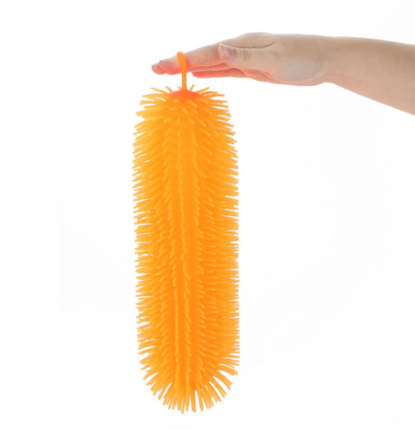 Pomarańczowa kudłata włochata gąsienica z wypustkami 30 cm - obrazek 2