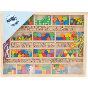 Zestaw koralików w pudełku żabki litery kwiatki DIY Small Foot